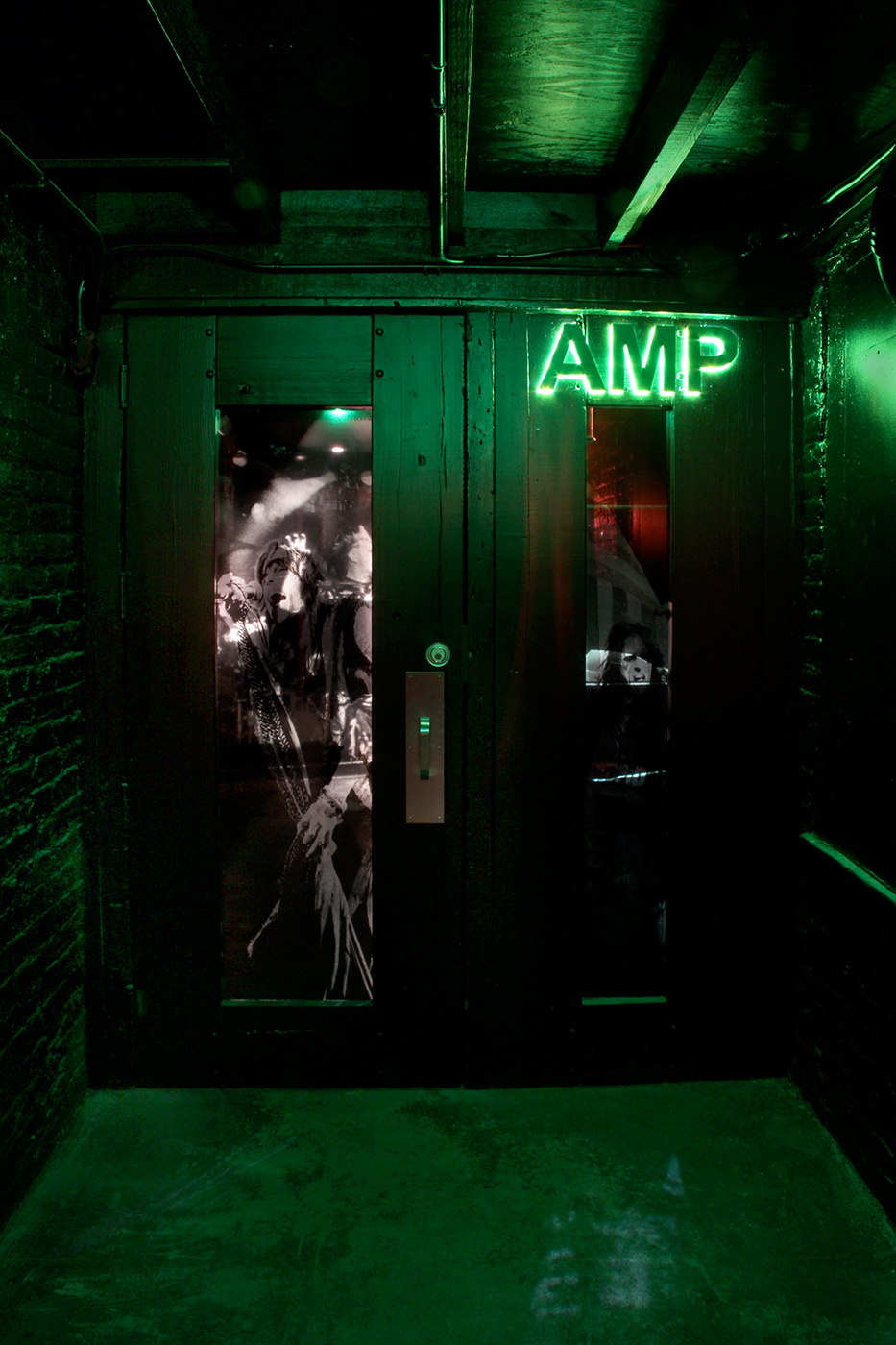 AMP Rock Lounge, Chicago